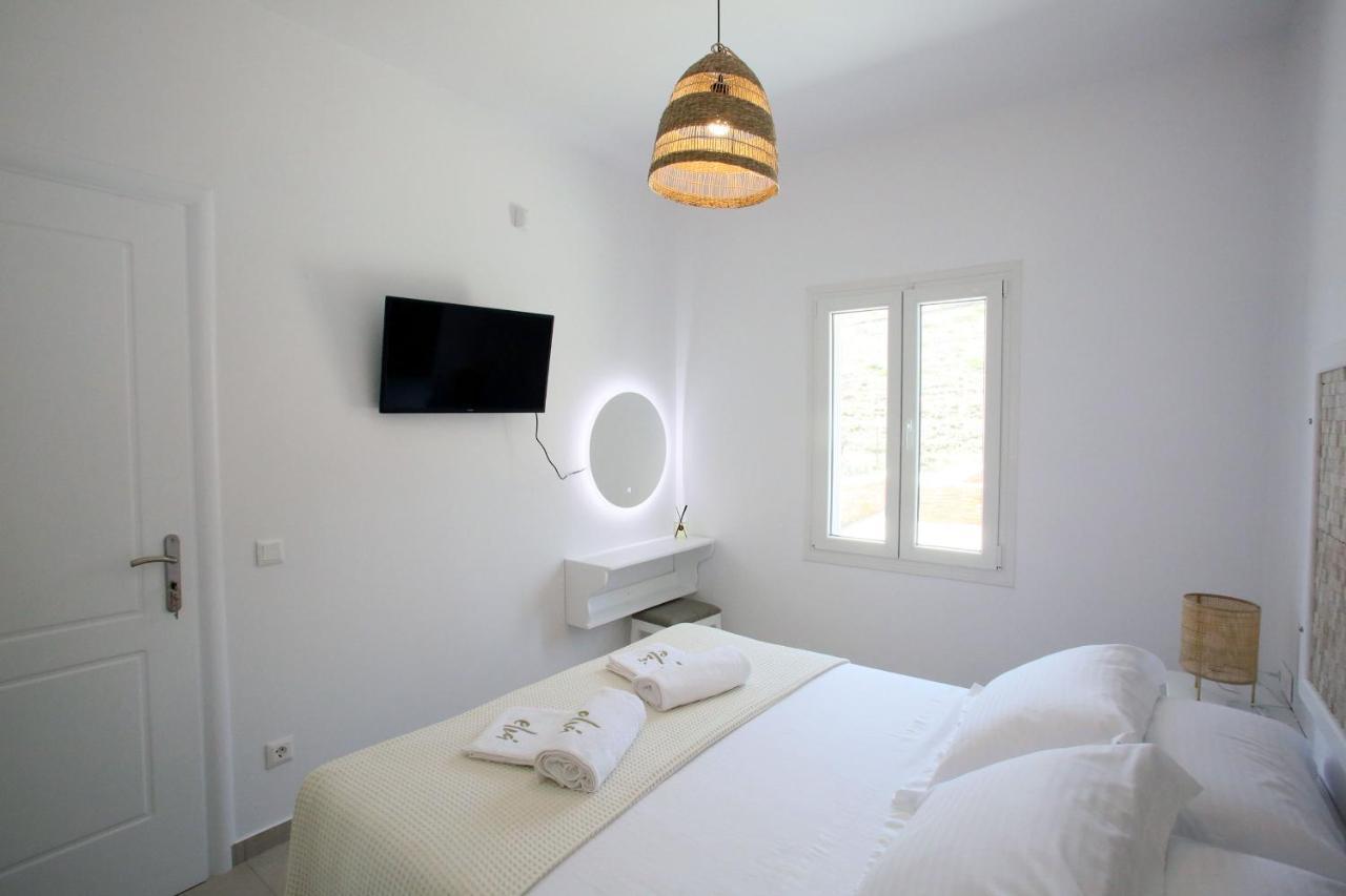 Elia Privileged Suites Andros Ανδροσ מראה חיצוני תמונה
